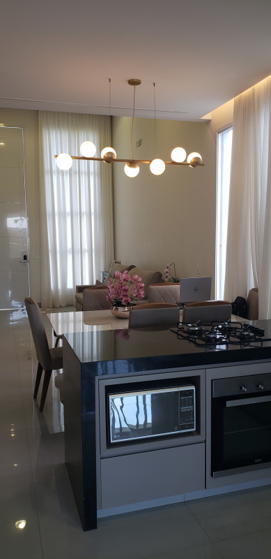 Casa à venda Jardim América com 403m² e 3 quartos por R$ 1.300.000 - 1801695862-sala-e-copa-2.jpg