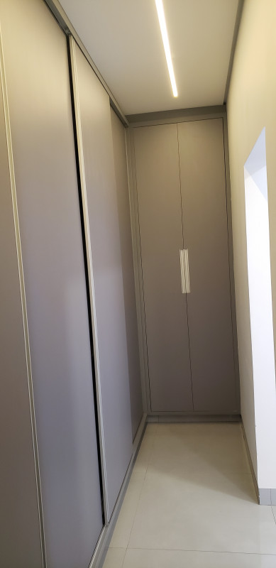 Casa à venda Jardim América com 403m² e 3 quartos por R$ 1.300.000 - 362391630-closet.jpg