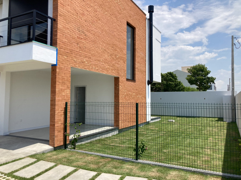 Casa à venda Campeche Central com 149m² e 3 quartos por R$ 850.000 - 315485589-20a5a8e0-de2b-4cd8-98fa-fbdfa850617a.jpeg