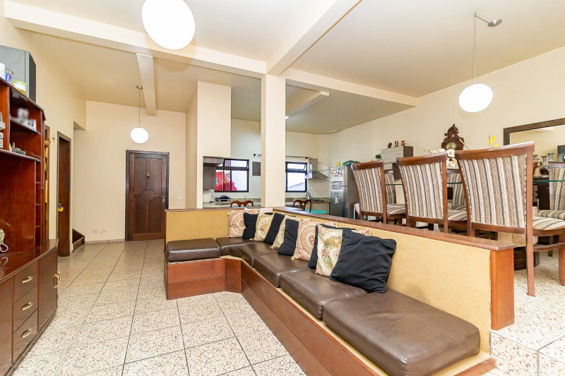 Casa à venda Boqueirão com 370m² e 4 quartos por R$ 1.200.000 - 1225775543-4.jpg