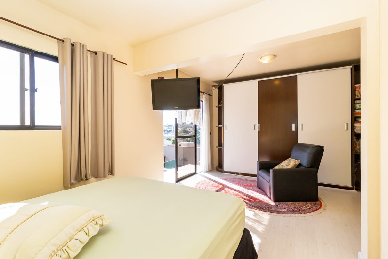 Casa à venda Boqueirão com 370m² e 4 quartos por R$ 1.200.000 - 1309716069-11.jpg