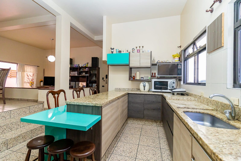 Casa à venda Boqueirão com 370m² e 4 quartos por R$ 1.200.000 - 1458128618-5.jpg