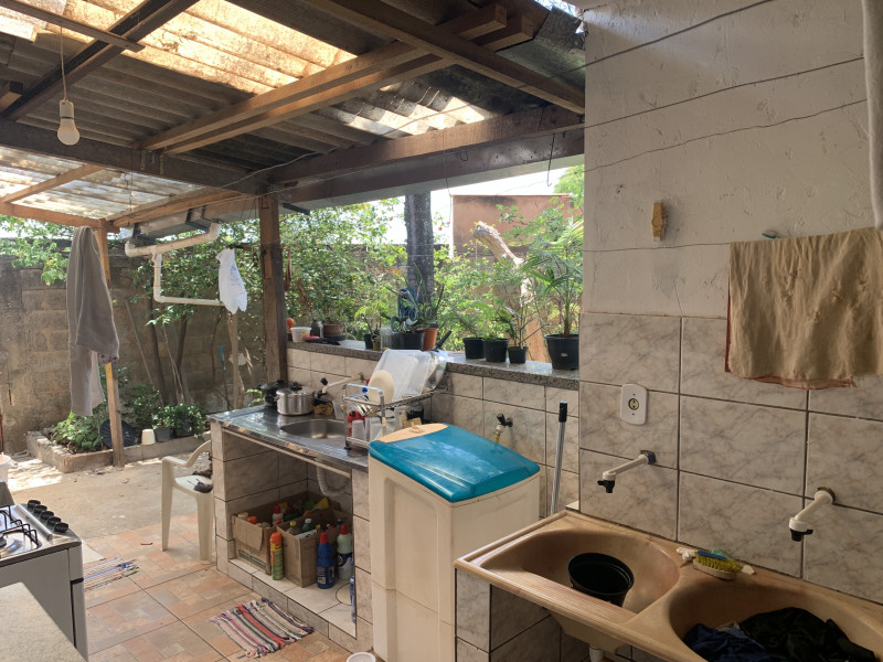 Casa à venda Valparaizo I com 264m² e 7 quartos por R$ 400.000 - 1133373257-img-0049.jpeg