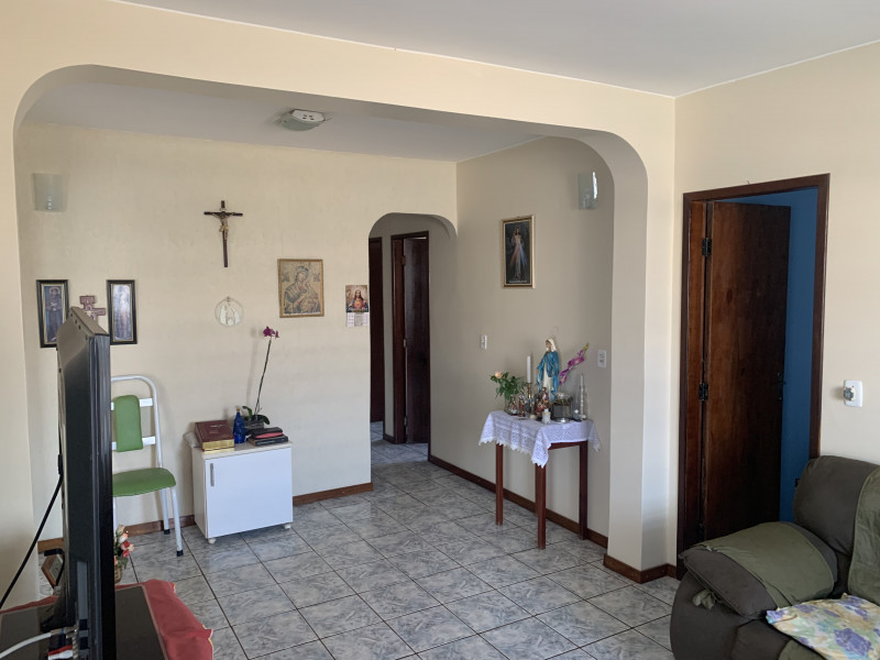 Casa à venda Valparaizo I com 264m² e 7 quartos por R$ 400.000 - 1588998661-img-0033.jpeg