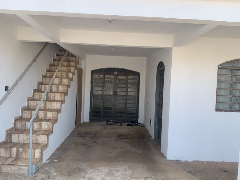Casa à venda Valparaizo I com 264m² e 7 quartos por R$ 400.000 - 1970686037-img-0016.jpeg