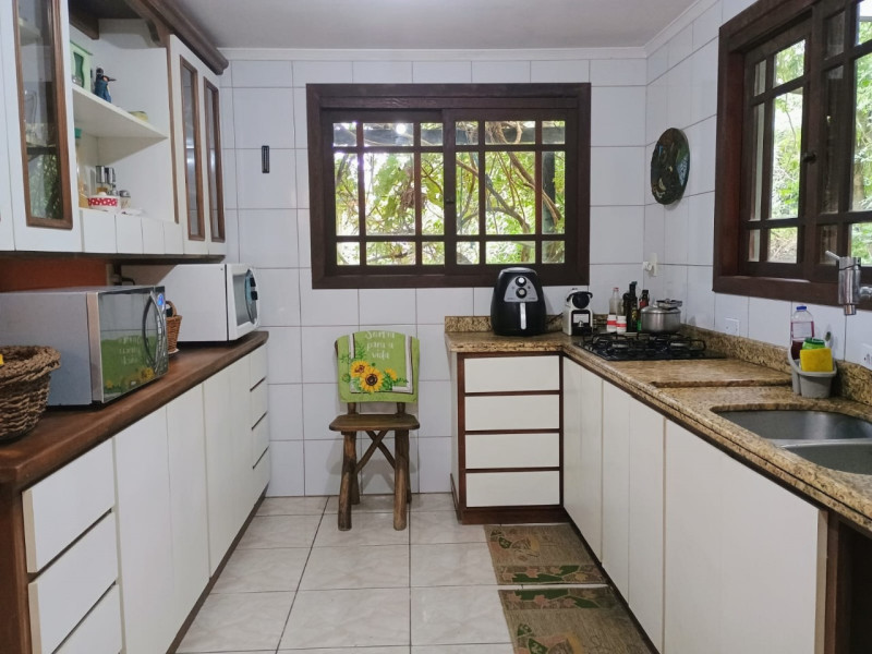 Casa à venda São Lucas com 275m² e 3 quartos por R$ 650.000 - 0mdgyrktj0ivtdkkiwkcohkl.jpeg