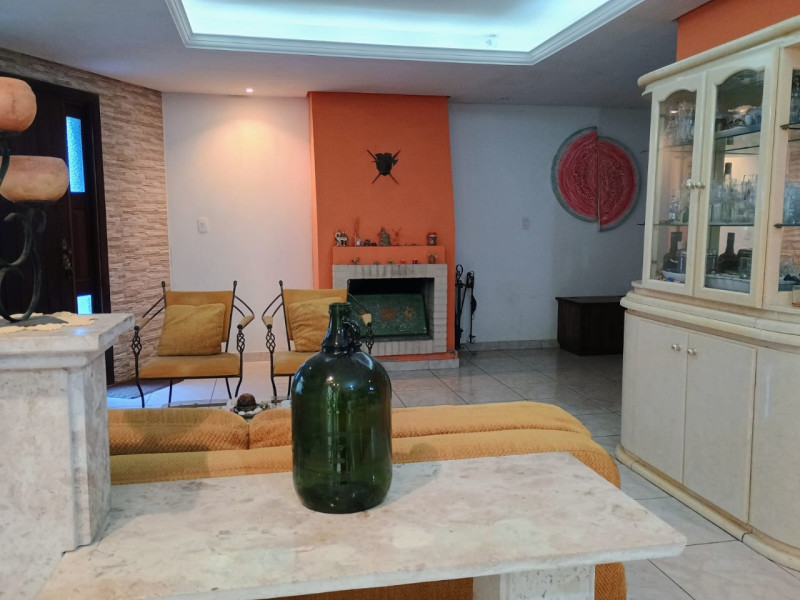 Casa à venda São Lucas com 275m² e 3 quartos por R$ 650.000 - ojzvxehi-t14lf3wf3ny4ai9.jpeg