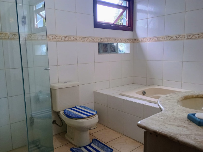 Casa à venda São Lucas com 275m² e 3 quartos por R$ 650.000 - sn2kavnvsrum52vq-5u-3wbw.jpeg
