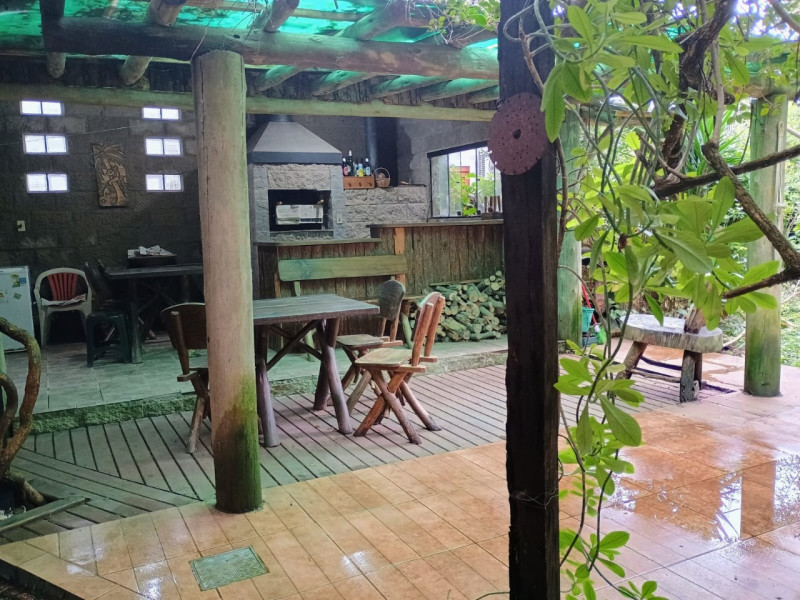 Casa à venda São Lucas com 275m² e 3 quartos por R$ 650.000 - yjslx4n6hva-zykt2g5o0kf2.jpeg