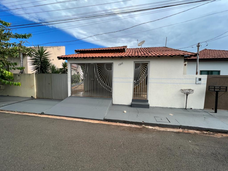 Casa à venda Centro com 97m² e 3 quartos por R$ 240.000 - 1393649074-5a2d0f47-01cc-4b87-ae62-4cf5e0368c1d.jpeg