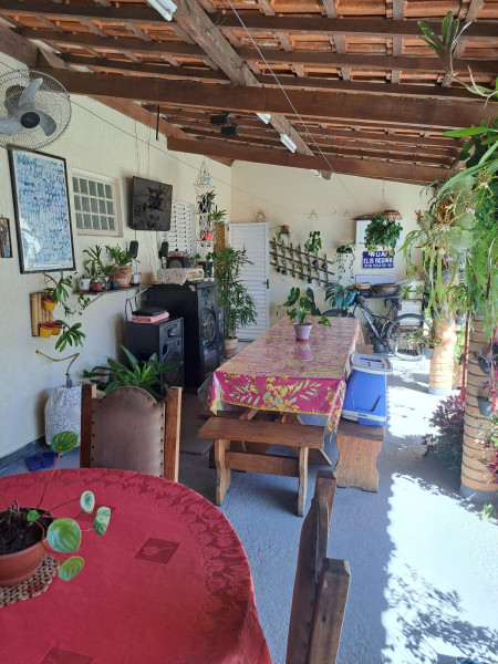 Casa à venda Vila Roma com 240m² e 3 quartos por R$ 400.000 - 987216693-imagem-do-whatsapp-de-2023-04-26-as-09.jpg