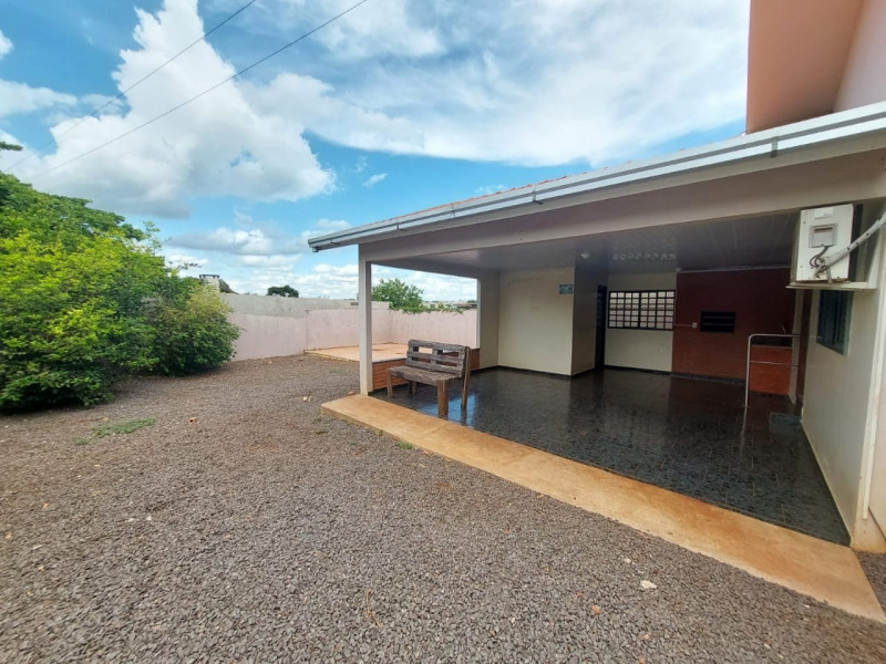 Casa à venda Centro com 375m² e 3 quartos por R$ 650.000 - 404598198-save-20230318-150456.jpg