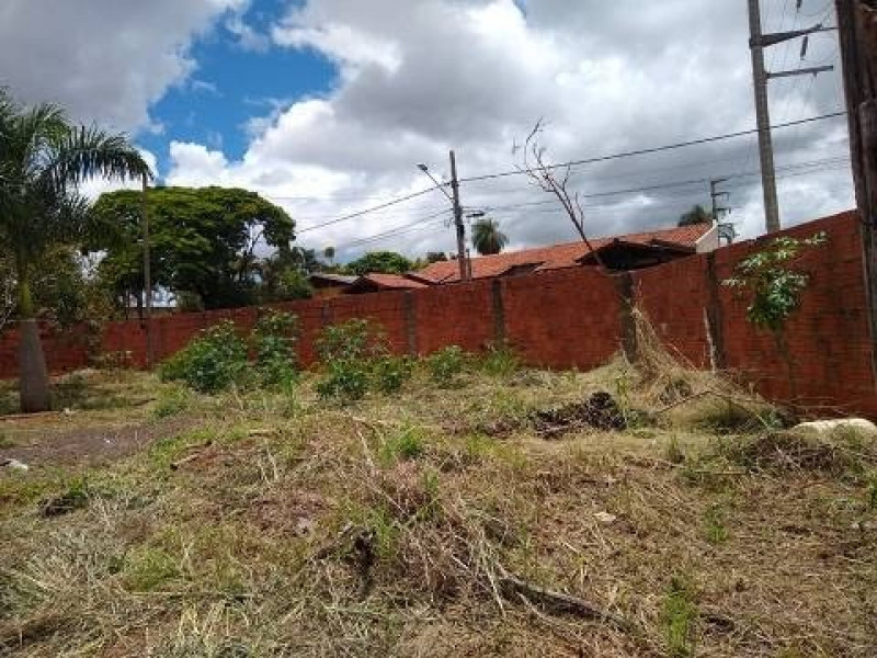 Terreno à venda Vila Planalto com 355m² e 1 quarto por R$ 450.000 - 1786313496-502351632756776.jpg