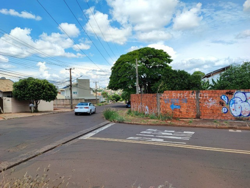 Terreno à venda Vila Planalto com 355m² e 1 quarto por R$ 450.000 - 2109379615-503344516198585.jpg