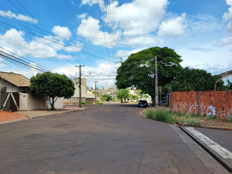 Terreno à venda Vila Planalto com 355m² e 1 quarto por R$ 450.000 - 558959624-500399633713871.jpg