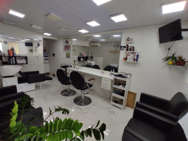 Casa à venda Jardim São Pedro com 266m² e 7 quartos por R$ 550.000 - 1193249148-img-20230323-wa0076.jpg