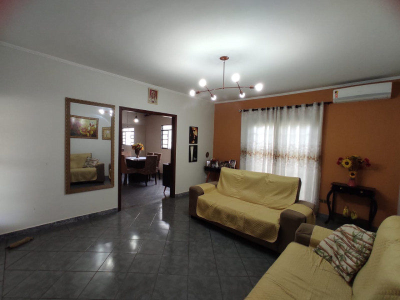 Casa à venda Jardim São Pedro com 266m² e 7 quartos por R$ 550.000 - 1920651510-img-20230323-wa0073.jpg