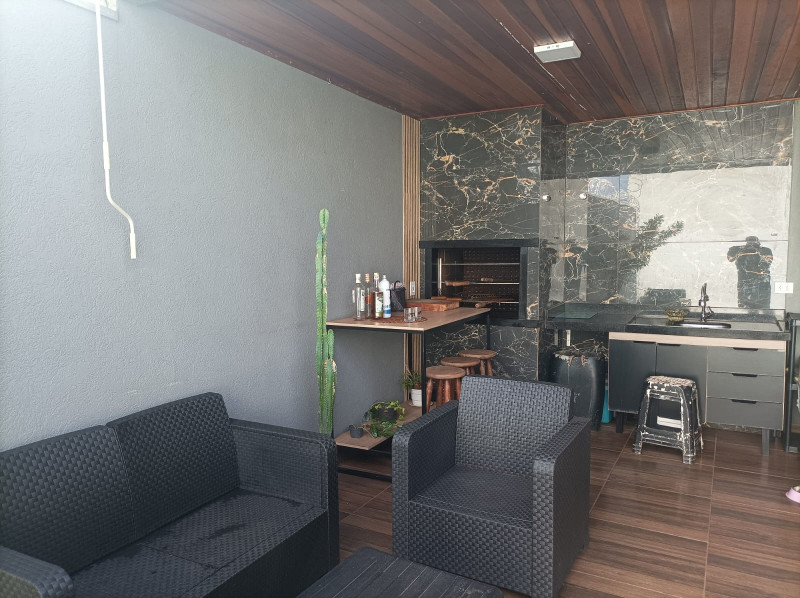 Casa à venda Cel. Antonino com 250m² e 3 quartos por R$ 650.000 - 884653983-whatsapp-image-2023-04-25-at-08.jpeg