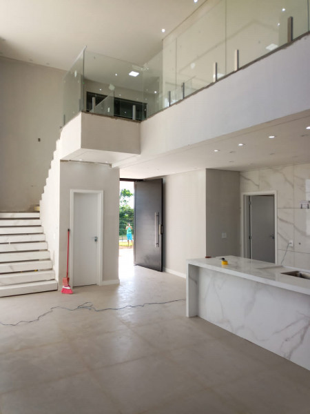 Casa de condomínio à venda Alphaville Nova Esplanada com 310m² e 4 quartos por R$ 2.900.000 - 1990332511-img-20230331-wa0055.jpg