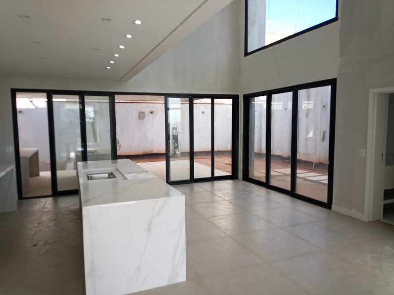 Casa de condomínio à venda Alphaville Nova Esplanada com 310m² e 4 quartos por R$ 2.900.000 - 336431556-img-20230331-wa0078.jpg