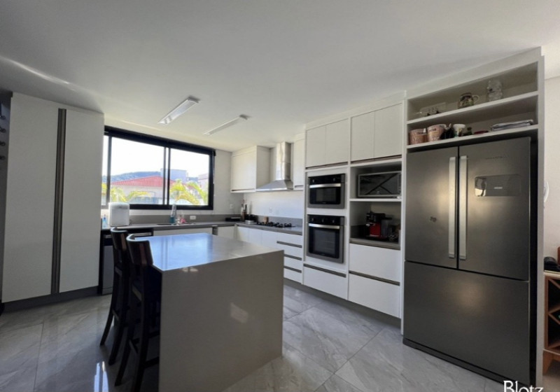 Casa de condomínio à venda Centro com 207m² e 4 quartos por R$ 1.600.000 - 143059686-881d2c3e-dd5f-418e-a627-3d2a986d22a4.jpeg