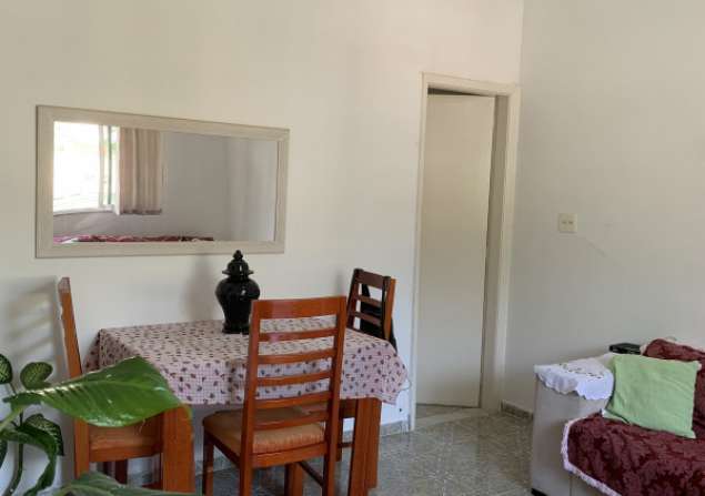 imóvel com 80m²