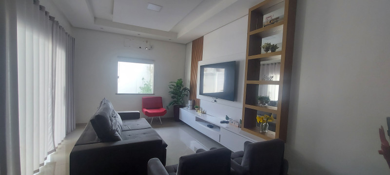 Casa à venda Centro com 250m² e 2 quartos por R$ 300.000 - 1562934554-20230405-152253.jpg