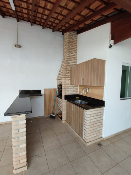 Casa à venda Residencial Furlan com 250m² e 2 quartos por R$ 560.000 - 628635-c3b09188-b0a9-40a5-90a8-26df52cd8569.jpeg