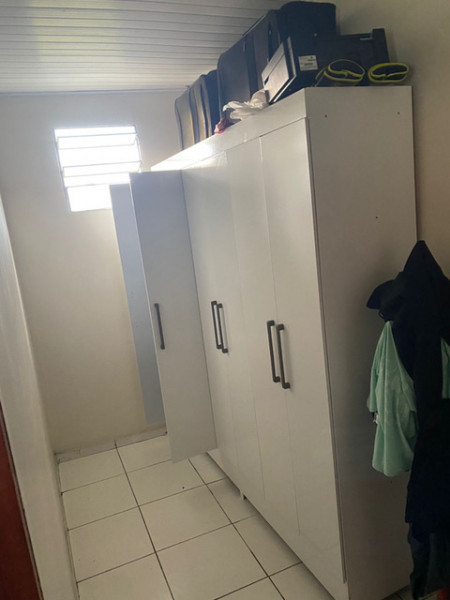 Casa à venda Centro com 10m² e 6 quartos por R$ 800.000 - 814688019-b8bce96b-bd87-4fbb-b327-06975fef7d84.jpeg