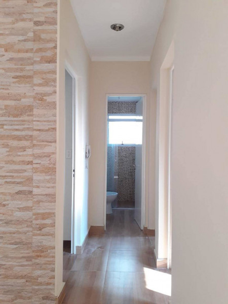Apartamento à venda Vargeao com 55m² e 2 quartos por R$ 225.000 - 1978776917-img-6843.JPG