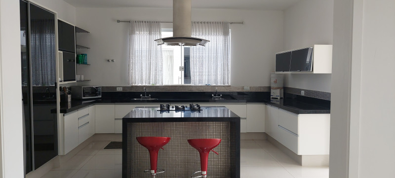 Casa de condomínio à venda Centro com 1000m² e 5 quartos por R$ 4.300.000 - 1063644741-cozinha-3.jpg