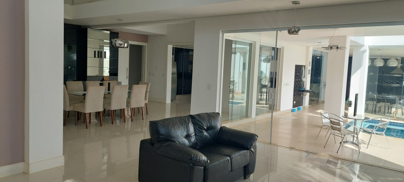 Casa de condomínio à venda Centro com 1000m² e 5 quartos por R$ 4.300.000 - 1182293285-vistas-salas-3.jpg