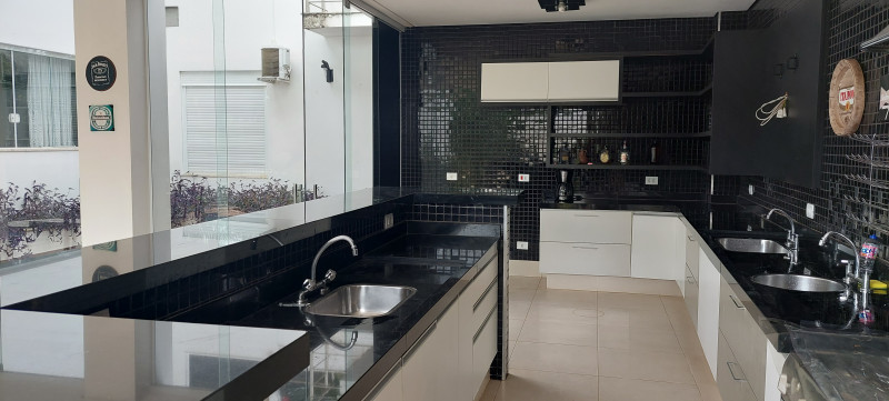 Casa de condomínio à venda Centro com 1000m² e 5 quartos por R$ 4.300.000 - 240576833-espaco-gourmet-7.jpg