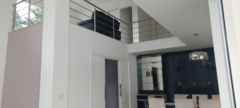Casa de condomínio à venda Centro com 1000m² e 5 quartos por R$ 4.300.000 - 801833715-vista-sala-jantar-mezanino.jpg