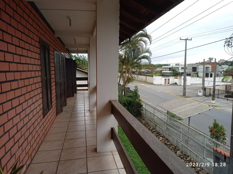 Casa à venda Centro (Pirabeiraba) com 325m² e 6 quartos por R$ 790.000 - 1217936084-whatsapp-image-2023-04-24-at-18.jpeg