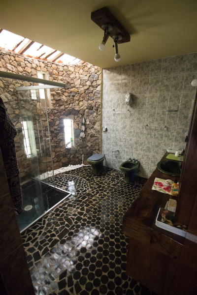 Casa de condomínio à venda Jardim Colibri com 213m² e 3 quartos por R$ 1.300.000 - 1065225387-beinheiro-suite.jpg