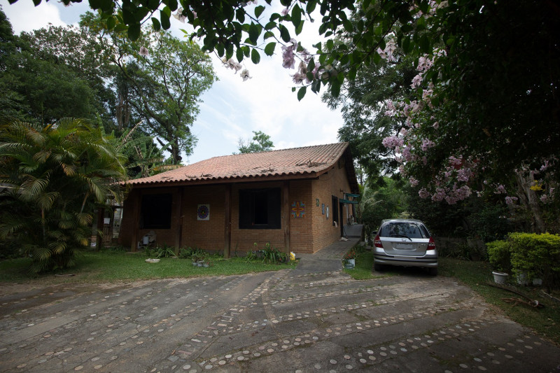Casa de condomínio à venda Jardim Colibri com 213m² e 3 quartos por R$ 1.300.000 - 1544427624-frente.jpg