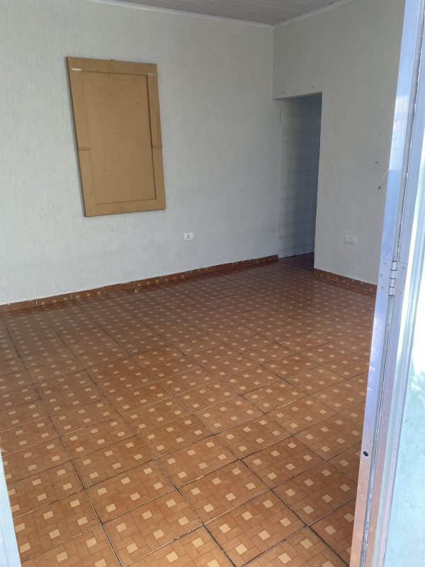 Casa à venda Jardim Guarapiranga com 398m² e 6 quartos por R$ 750.000 - 1587056866-img-1227.JPG