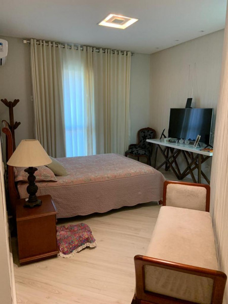 Apartamento à venda Setor Central com 233m² e 4 quartos por R$ 1.500.000 - 2079558110-2007f928-13db-4024-8502-98e18838f410.jpeg