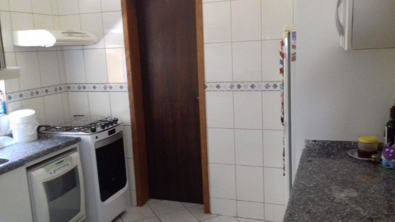 Casa de condomínio à venda Uberaba com 235m² e 4 quartos por R$ 1.825.000 - 920494113-cozinha-1.jpg
