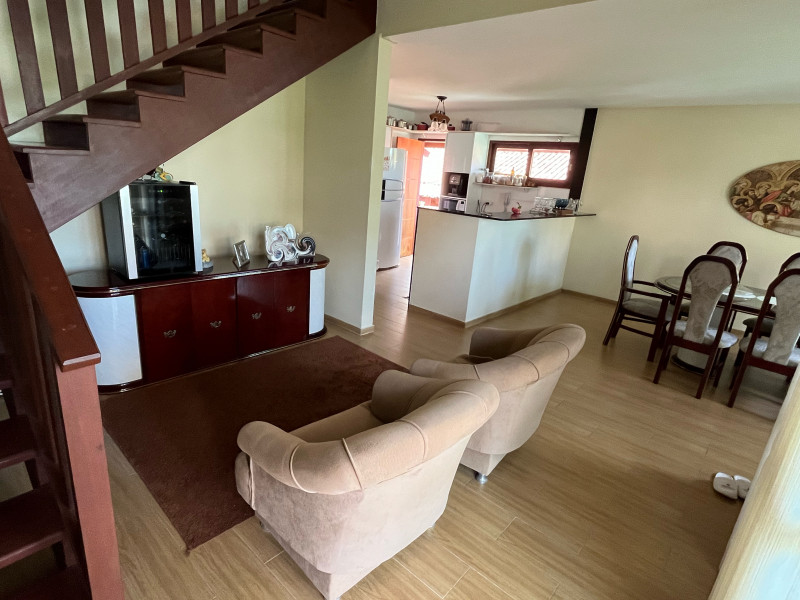 Casa à venda Novo Gravatá com 250m² e 4 quartos por R$ 815.000 - 1279598369-574eeead-bb3a-4597-a247-584fc6422735.jpeg