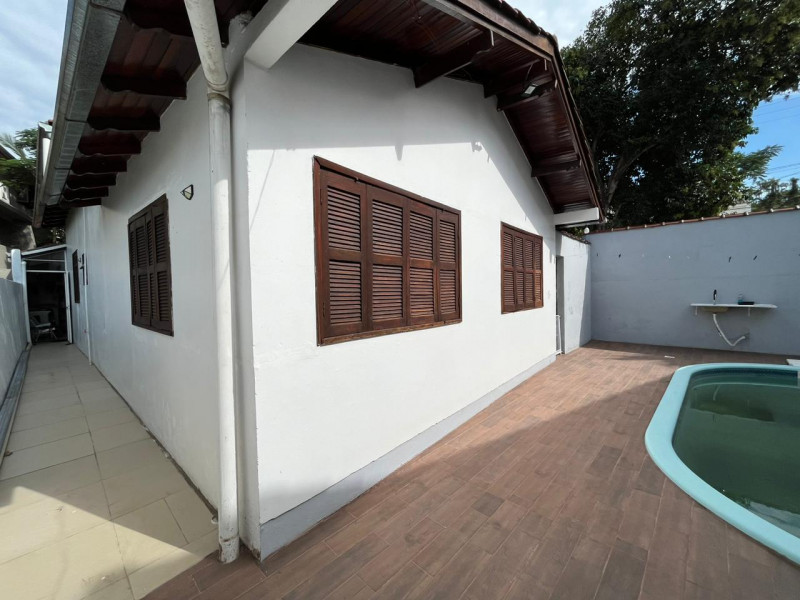 Casa à venda Nossa Senhora das Gracas com 300m² e 2 quartos por R$ 580.000 - 1723396232-img-20230428-wa0027.jpg