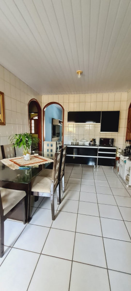 Comercial à venda CENTRO com 220m² e 1 quarto por R$ 1.400.000 - 636757369-uy.jpg