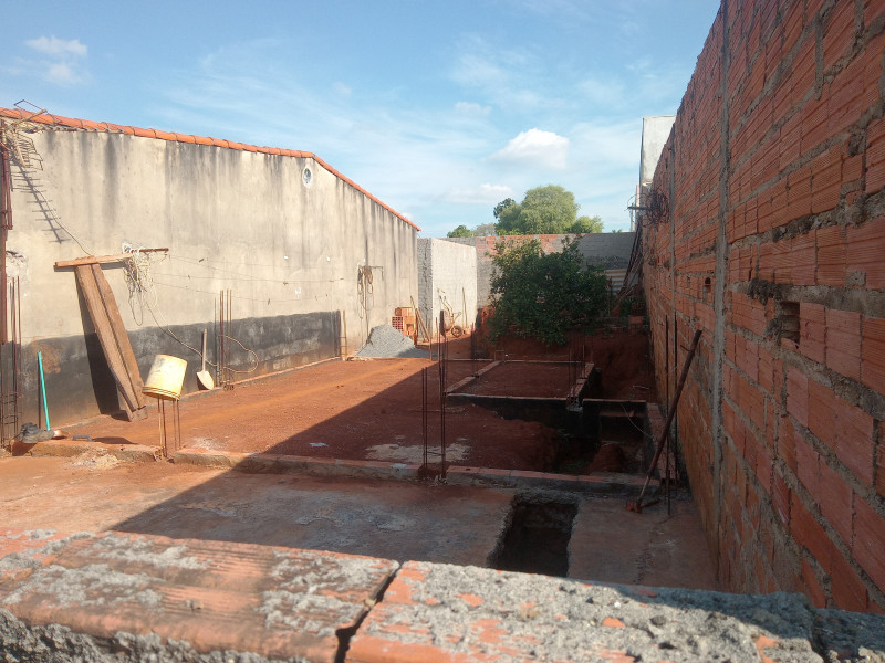 Casa à venda Residencial Astória com 360m² e 2 quartos por R$ 300.000 - 1760326033-img-20230507-142821-290.jpg