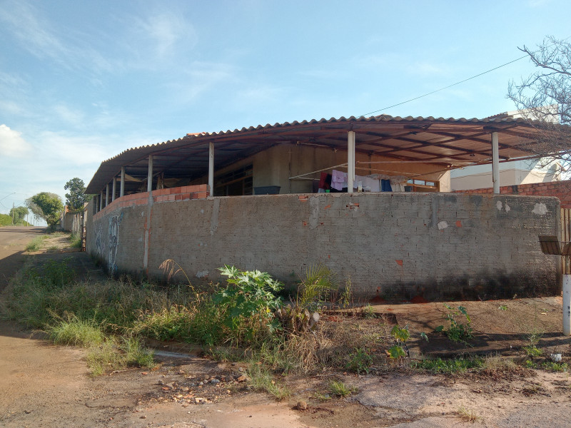 Casa à venda Residencial Astória com 360m² e 2 quartos por R$ 300.000 - 876250554-img-20230507-142627-639.jpg