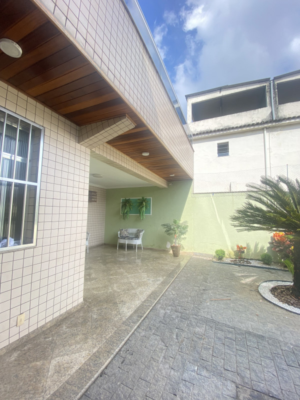 Casa de condomínio à venda Comendador Soares com 360m² e 3 quartos por R$ 600.000 - 1363227459-8d136701-0225-4f89-a879-f75846fbca31.jpeg