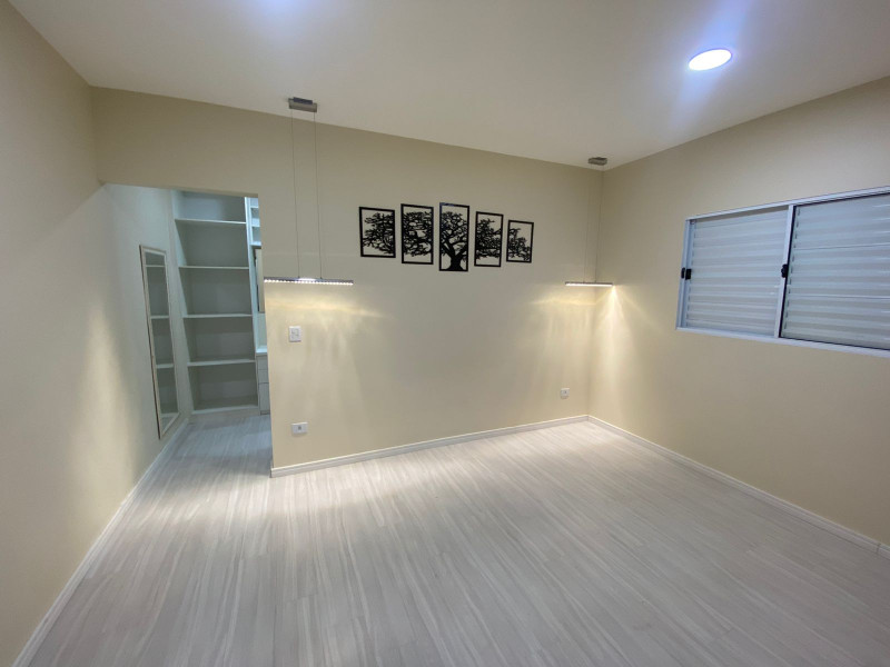 Casa à venda Centro com 191m² e 3 quartos por R$ 900.000 - 1942762733-453d22e1-e5f0-4d35-bca8-ef44243957fc.jpeg