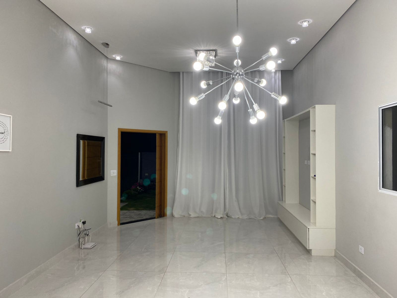 Casa à venda Centro com 191m² e 3 quartos por R$ 900.000 - 2085311296-f03d5623-484d-4828-a09c-10ca4748d8da.jpeg