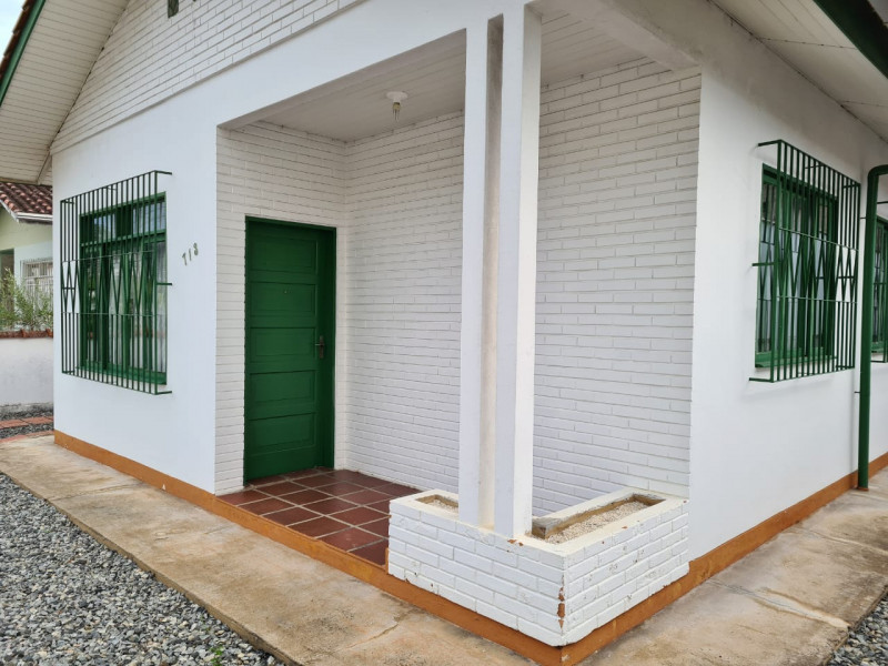Casa à venda Velha com 120m² e 4 quartos por R$ 520.000 - 906151657-casa-a-venda-em-blumenau-bairro-velha-5-copia.jpeg