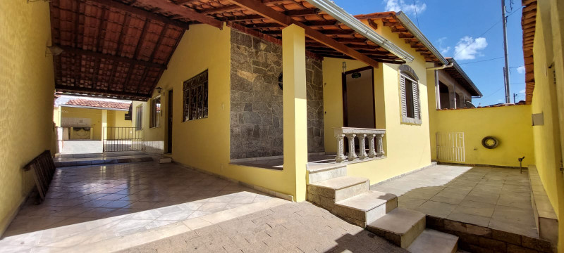Casa à venda Centro com 235m² e 4 quartos por R$ 300.000 - 128289837-1-entrada.jpeg
